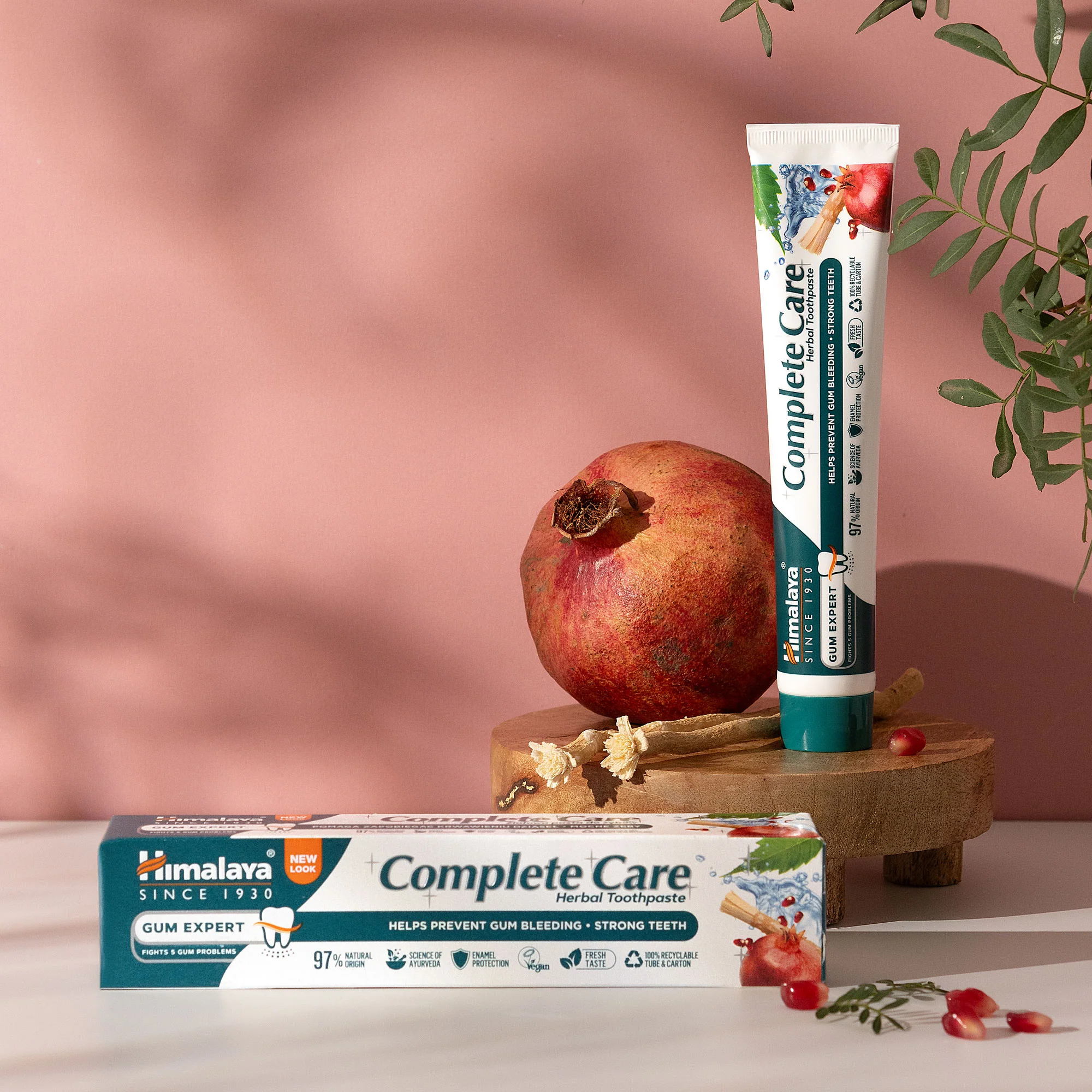 Himalaya Gum Expert Herbal Toothpaste - Complete Care - 75 ml - Image 3